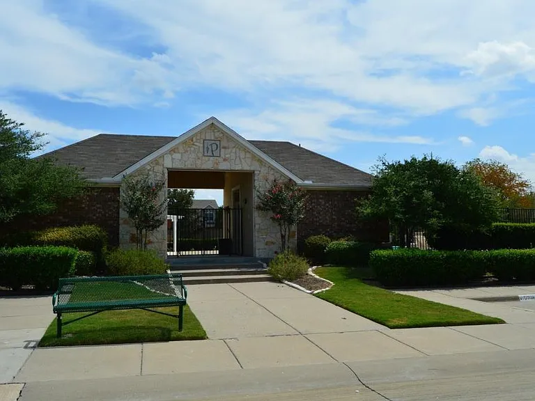 8605 Brunswick Dr — Photo 18
