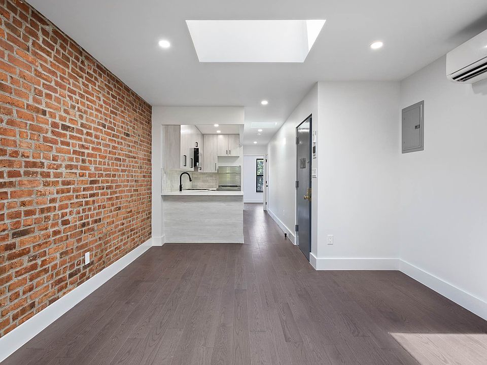 1st image of 691 Union St APT 4L