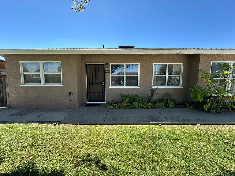 12776 Ross Ave — Photo 5