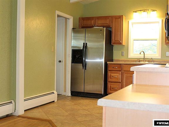 4th image of 510 Poplar St