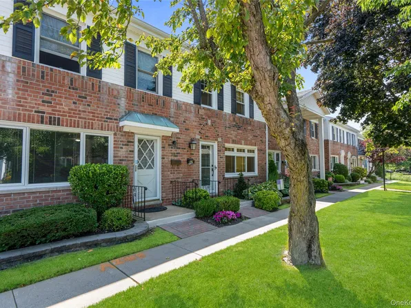 3000 Stevens Street #32, Oceanside, NY 11572