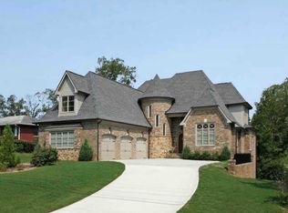 3552 Spring Hills Dr, Smyrna, GA 30080