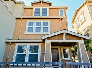 1062 Old Oak Ln, Hayward, CA 94541