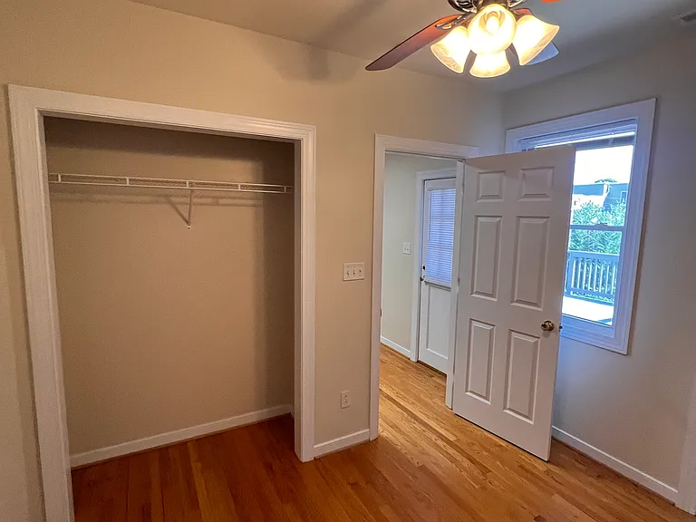 1910 Parkwood Ave #A — Photo 23