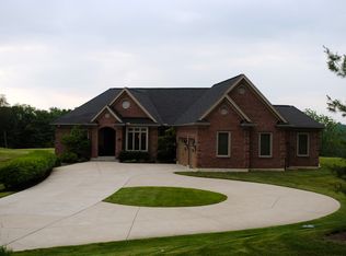 5929 Orchard Hills Ln, Cincinnati, OH 45252