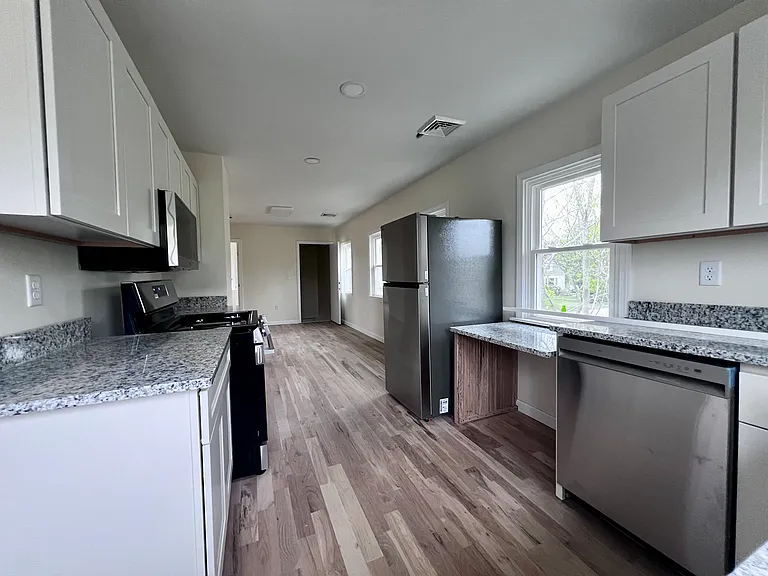 14 Marriott Ave #2 — Photo 19