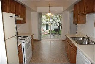 2nd image of 1027 Greenwood Cir #2D