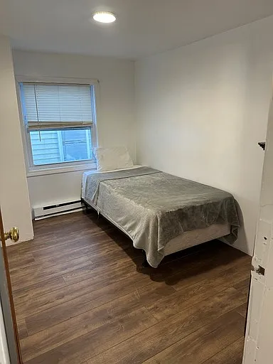 2 bed, $2,000 — Photo 2