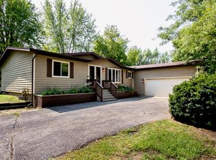 3915 Mill Rd, Richmond, IL 60071