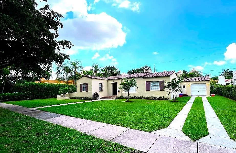 Coral Gables Sec B — Photo 4