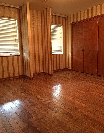 4th image of 2631 Haring St #1