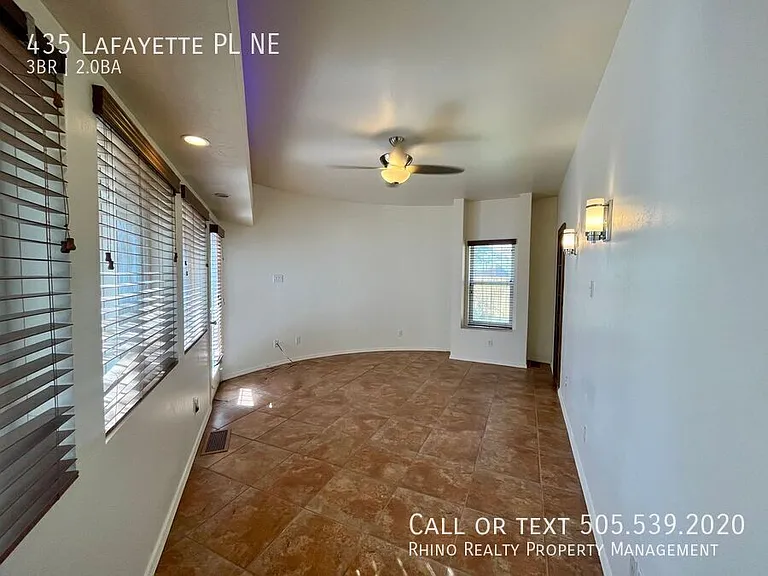 435 Lafayette Pl NE — Photo 12