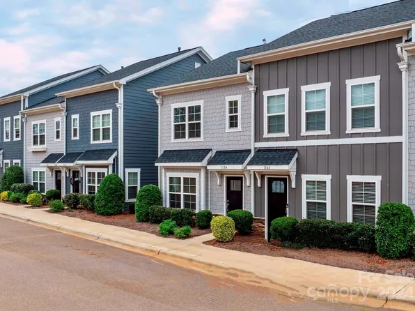 1154 Almerton Dr #16, Denver, NC 28037