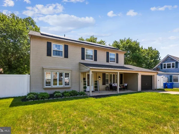 38 Mandolin Ln, Willingboro, NJ 08046