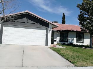 6352 Agua Dr, Las Vegas, NV 89103