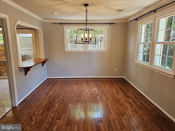 3rd image of 5140 Pumphrey Dr