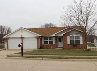 3927 Scarborough Way, Jefferson City, MO 65109