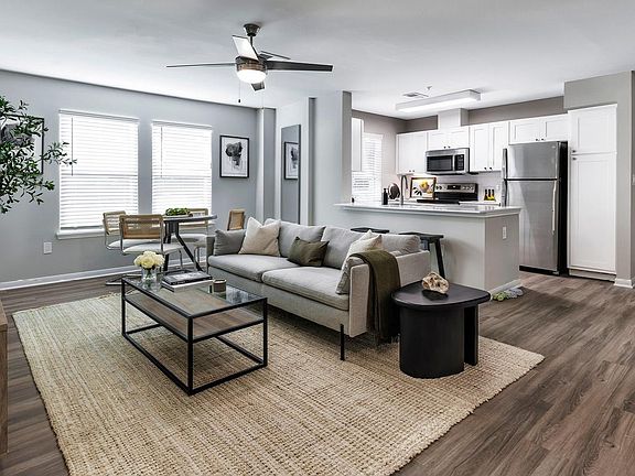 2nd image of 4402 E Oltorf St #234