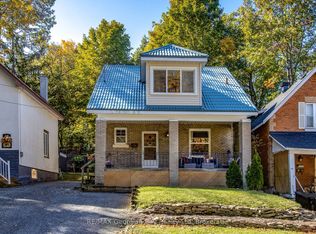 328 3rd St, Midland, ON L4R 3S7