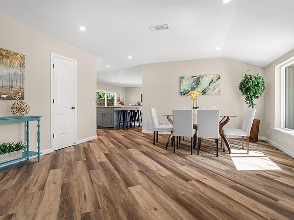 4th image of 7660 Santa Paula Dr