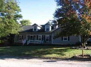 2045 E Jonquil Rd, Fayetteville, AR 72703