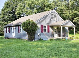 208 Monroe Heights Rd, East Stroudsburg, PA 18301