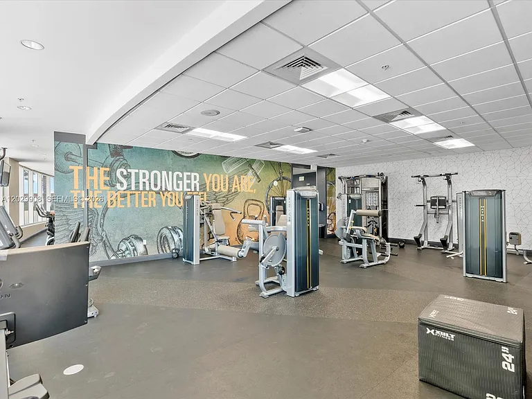 1750 N Bayshore Dr #5601 — Photo 30