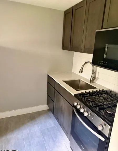10 Beech Spring Dr #7C — Photo 6