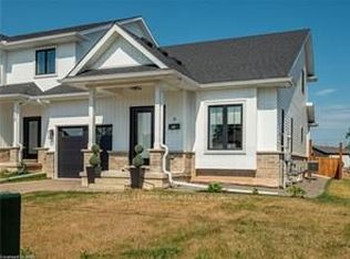 8 King St, Fort Erie, ON L2A0C6