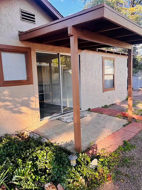 2 bed, $1,200 — Photo 2