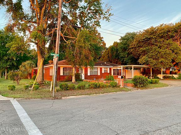 2nd image of 1601 Saint Martha Ave