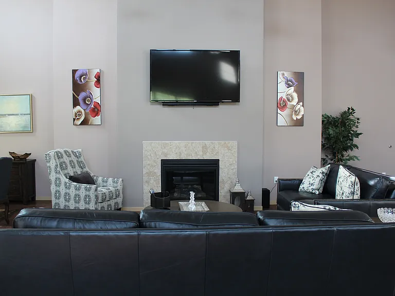 Scenic Ridge Apartments — Photo 11