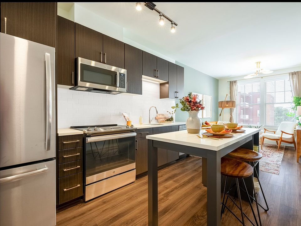 TheVale_Int_Model_KitchenLivingRoom_HighRes_0721