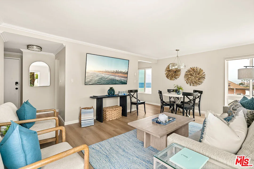 2 bed, 2.0 bath, 992 sqft, $10,000 — Photo 1