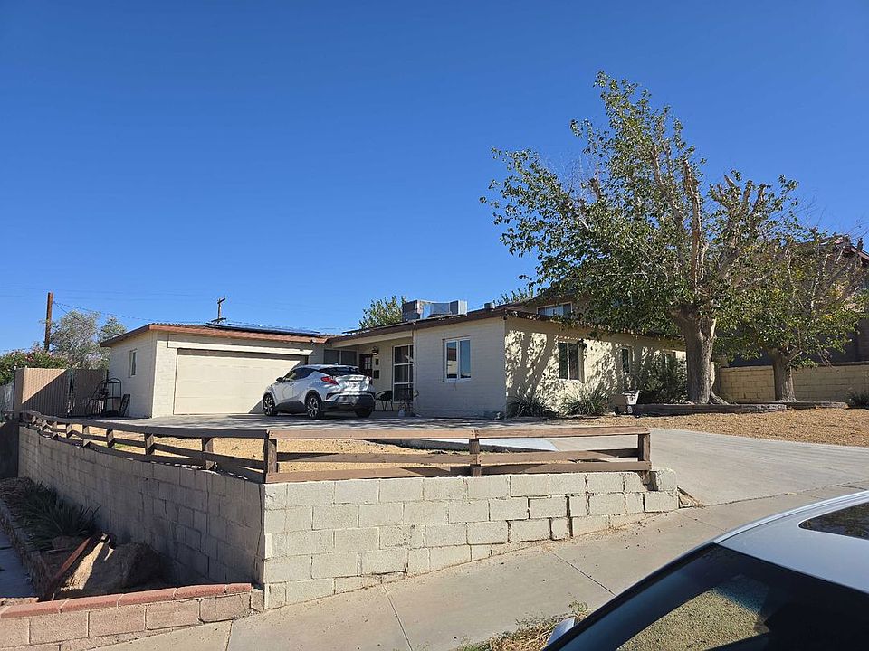 2nd image of 805 S 1st Ave