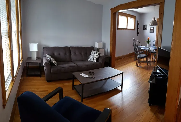 473 Erie St E #1A — Photo 5
