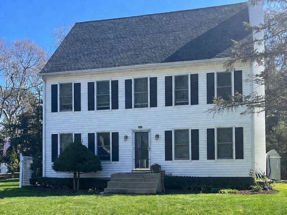 1st image of 533 Montauk Hwy
