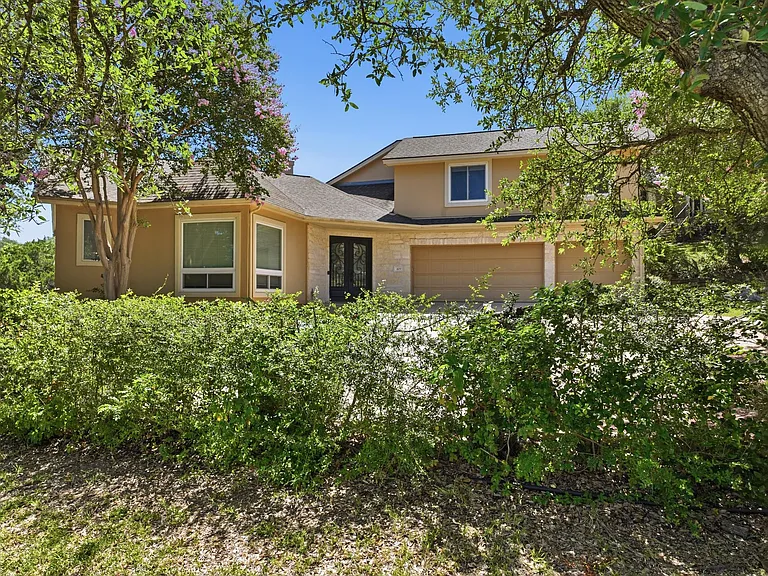 409 Beardsley Ln — Photo 36
