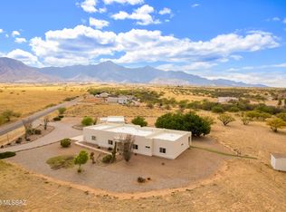 8133 E Sunwing Ridge Dr, Hereford, AZ 85615