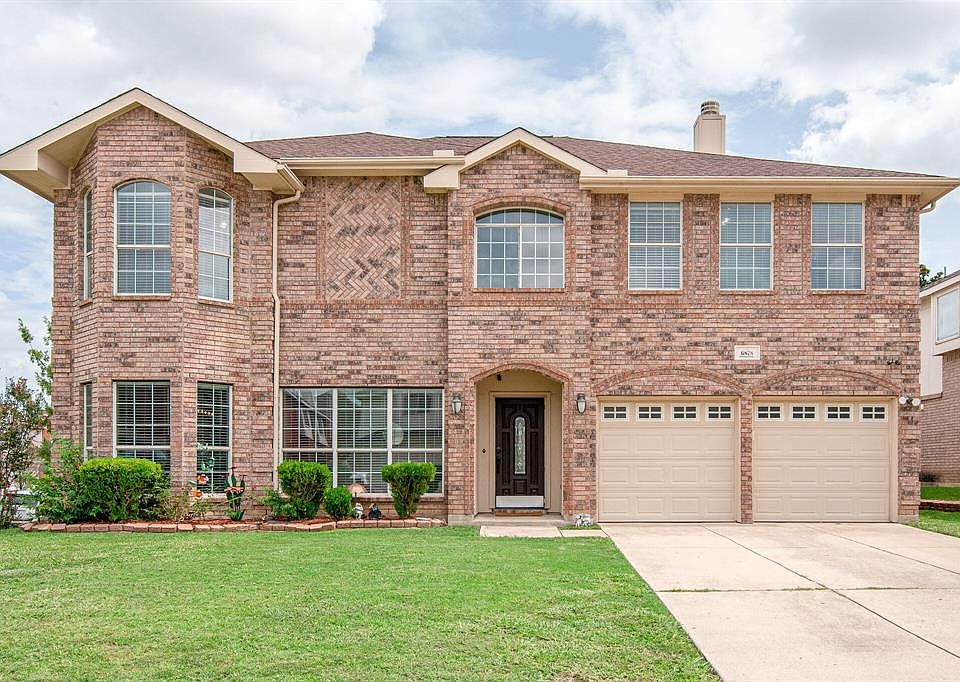 1st image of 6878 Danieldale Dr