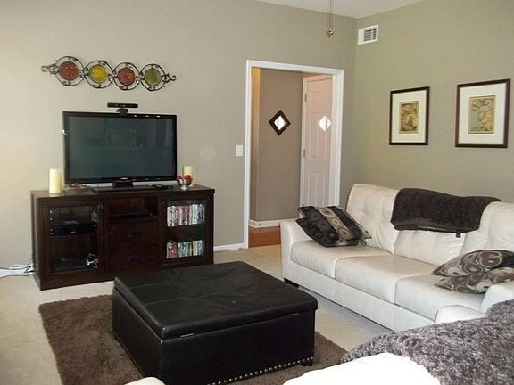 Neutral Colors Throughout