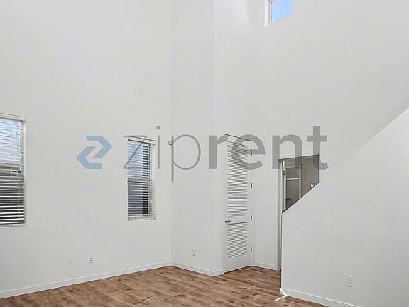3rd image of 450 Crate Ave