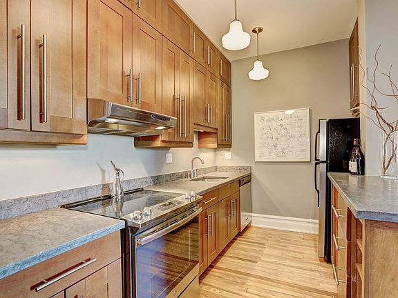 4th image of 2122 California St NW #358