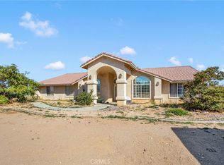 8755 Kittering Rd, Oak Hills, CA 92344