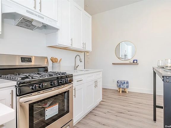 4th image of 316 Fulton Ave #1