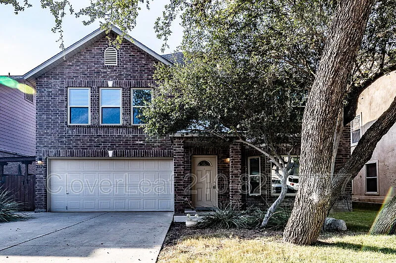 4 bed, 2.0 bath, 2414 sqft, $2,497 — Photo 3