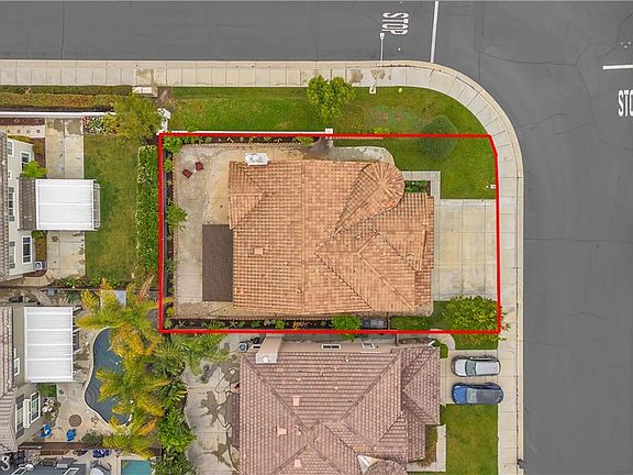 4th image of 33400 Embassy Ave