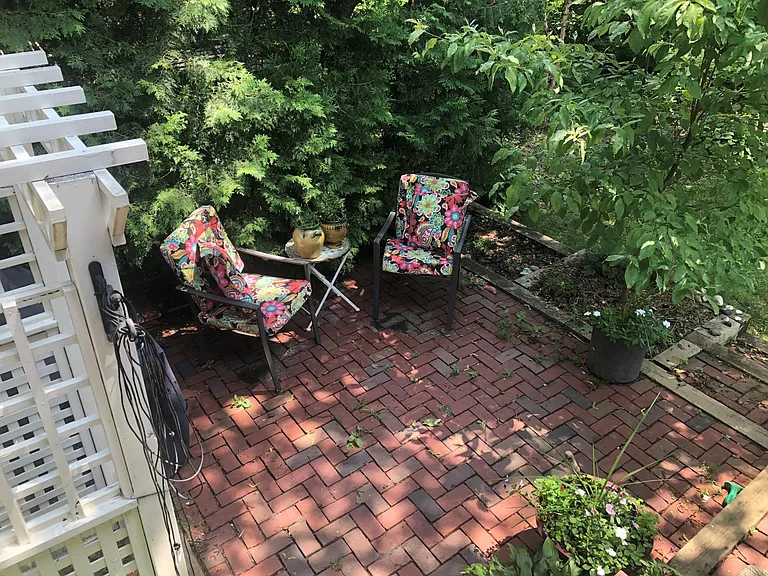 55 Everett St #1 — Photo 34