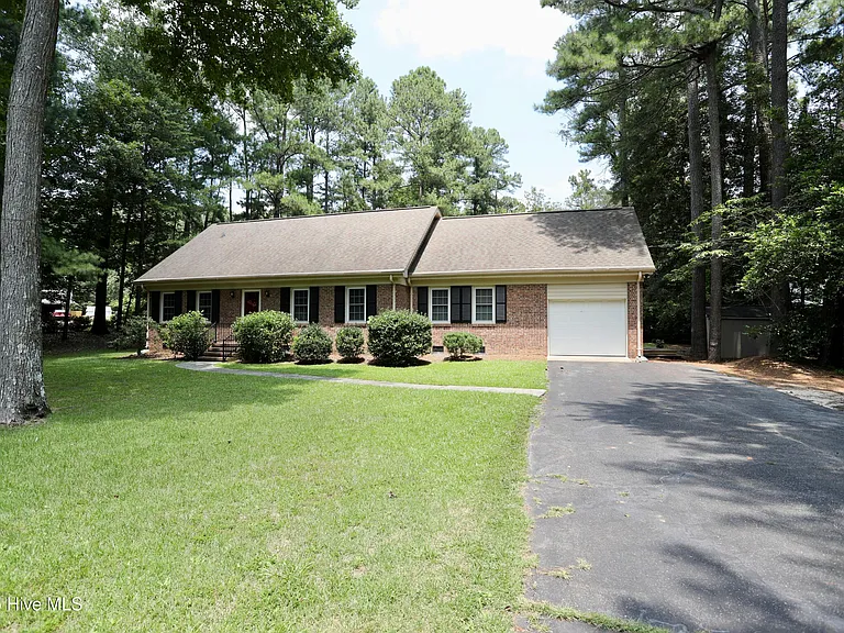 202 Haldane Dr — Photo 1