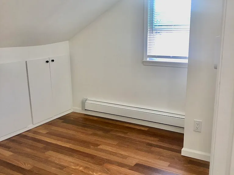 61 Pemberwick Rd #1 — Photo 12